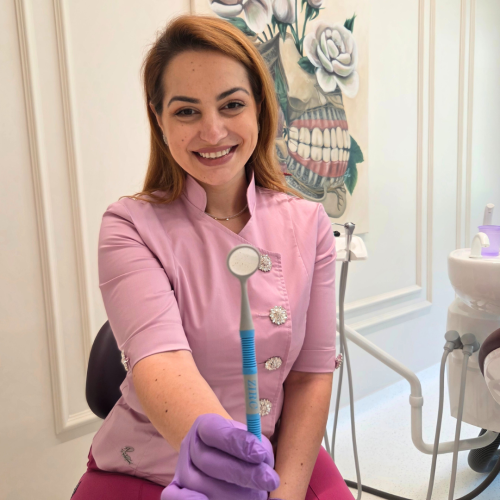 Pelea Georgiana - medic stomatolog